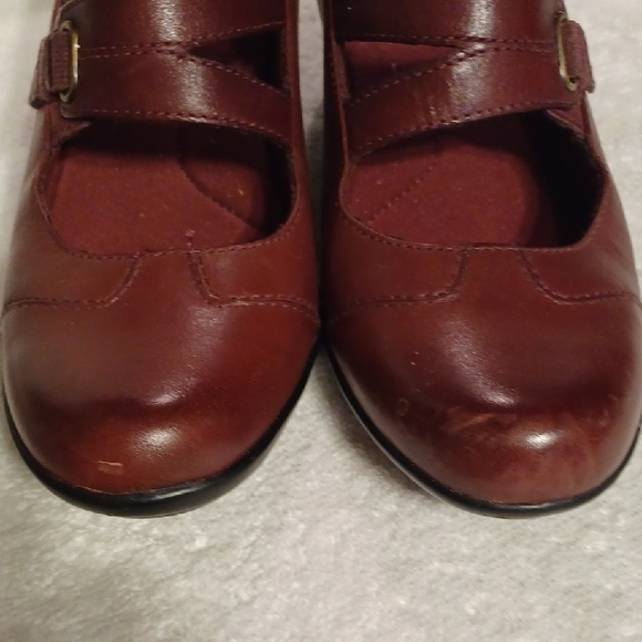 Elegant Brown Women's Shoes - Picture 7 of 10